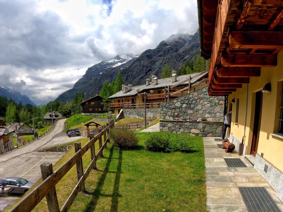 Punta Vittoria Sub 14 - Residence Anderbatt Gressoney - 3 Locali - Cir N 0010 Staval Dış mekan fotoğraf